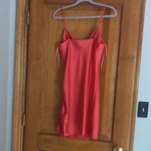 COPY - Topshop satin ruched dress - Picture 4 of 6